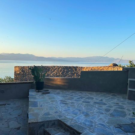 Fteri Stone House In Platanos, Akrata Apartman Kültér fotó