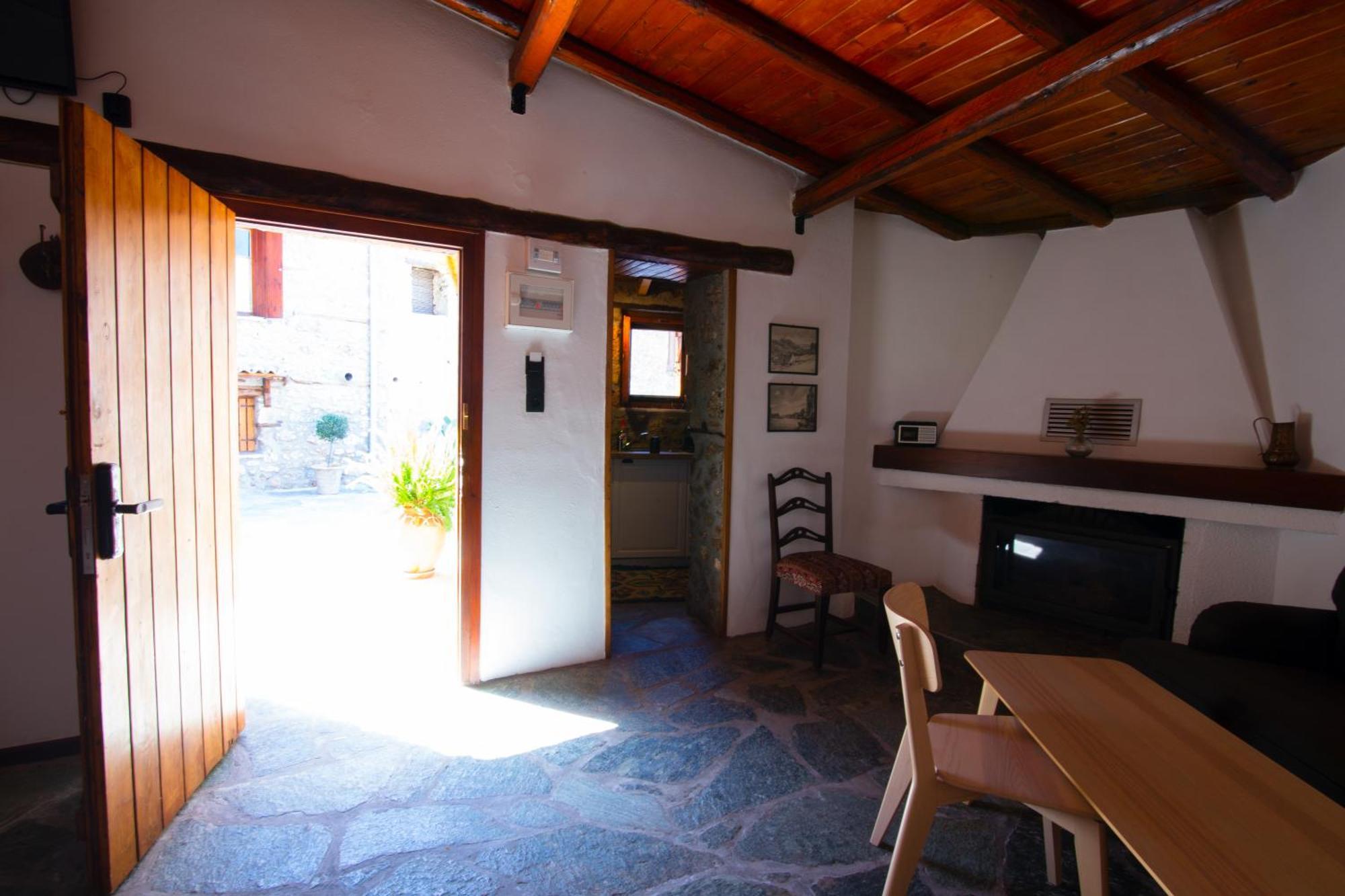 Fteri Stone House In Platanos, Akrata Apartman Kültér fotó